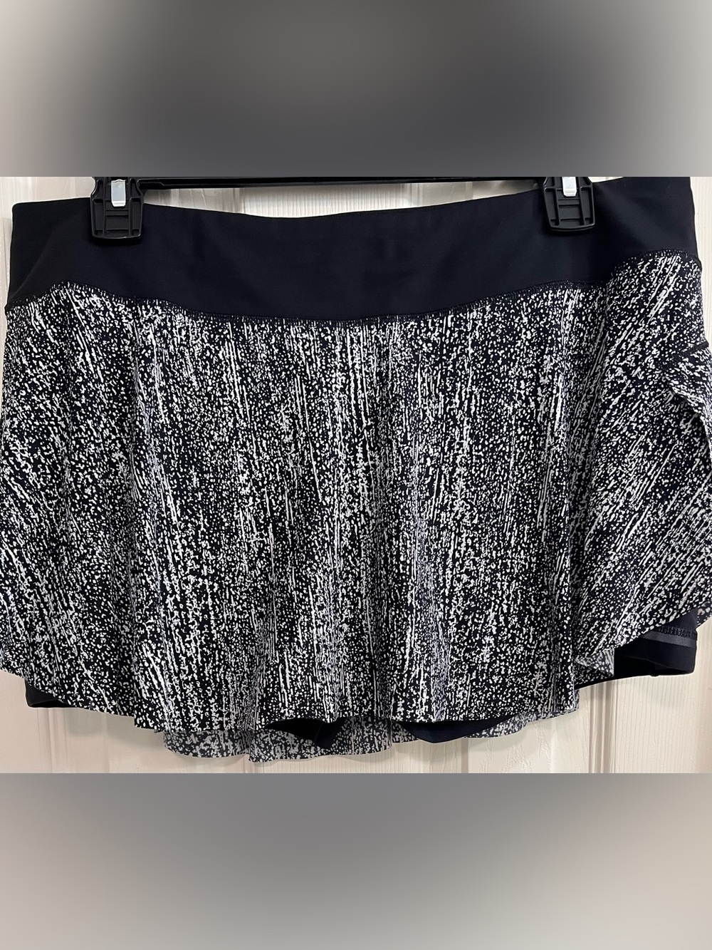 lululemon athletica Black & White Printed Skater Skirt